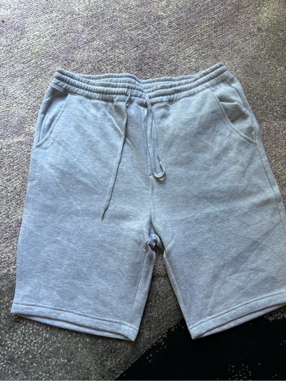 NWOT Men's Independent Casual Light Gray Drawstring Shorts
